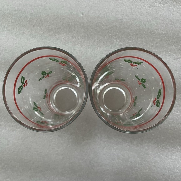 Christmas Drinking Glasses Set Of Two Mistletoe Made In Indonesia - Picture 4 of 6